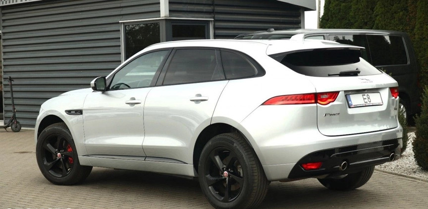 Jaguar F-Pace cena 149900 przebieg: 7000, rok produkcji 2017 z Słupca małe 631